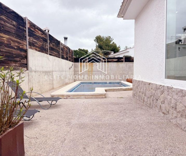 Foto 9d98a21f-75a0-48fc-a6ed-01393a25b1da. Xalet amb aparcament piscina a Heliópolis Benicasim / Benicàssim