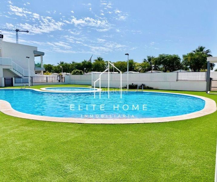 Foto c8f3d689-46ed-4b68-a078-04886b286c1c. Pis amb calefacció aparcament piscina a Cabanes