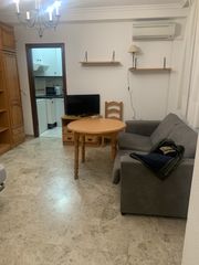 Lloguer Estudi  Calle luz 22. Estudio centro