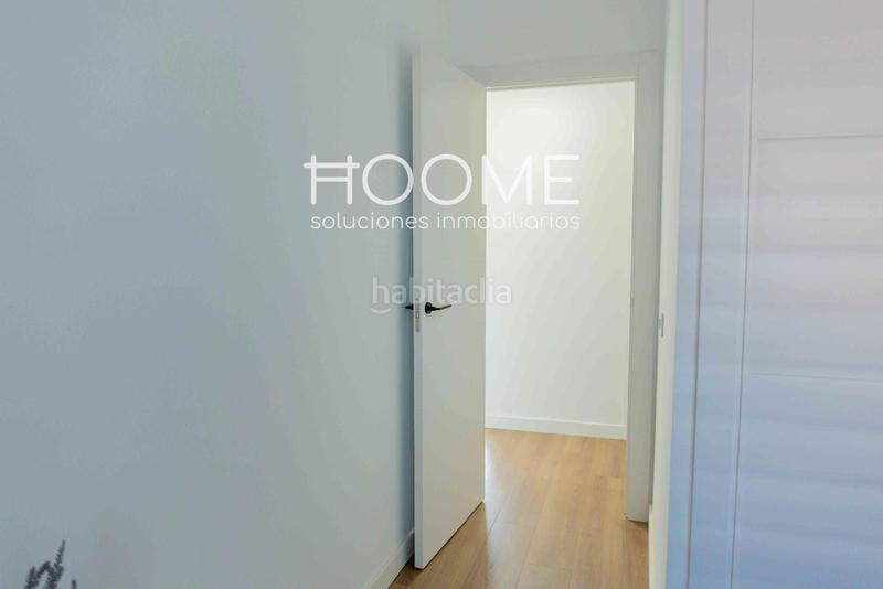 Foto 6a4ac00d-7775-472f-aaa7-9e989846284a. Ático atico con 20 metros de terraza, piscina, garaje opcional, 3 habitaciones 2 baños a estrenar, Castillachamartin en Madrid