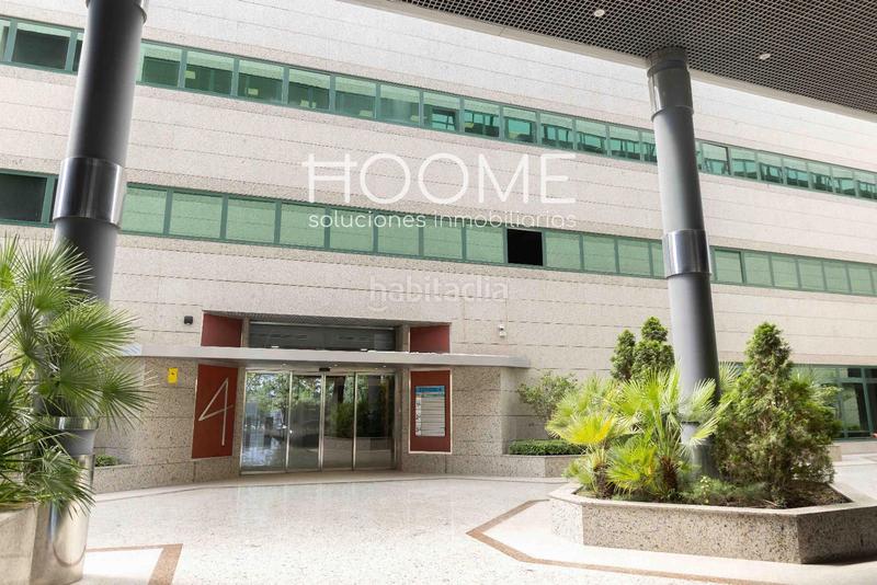 Foto fa4be79f-9c1c-44f8-bf06-7f8745c9517e. Pis amb calefacció aparcament a Polígono Industrial-Norte San Sebastián de los Reyes