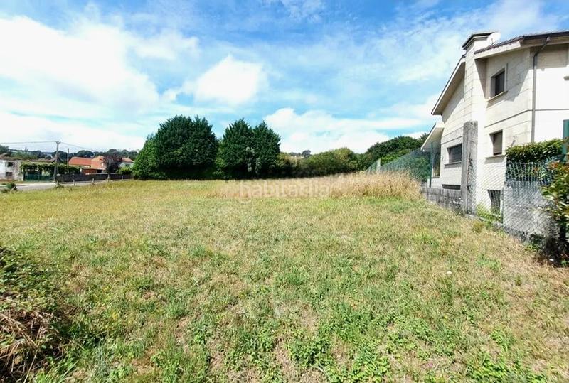 Foto 2c8bc4ba-48e8-4bf8-8339-f9f2e6ec3796. Terrain résidentiel dans ac-261 31b dans Parroquias de Santiago Santiago de Compostela