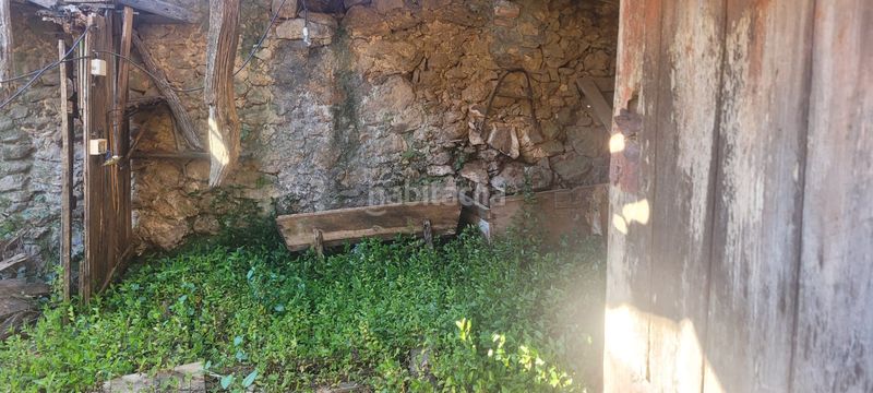 Foto ecad54ff-2346-4e93-87d2-1c5c35b3171a. Masia a Vedra