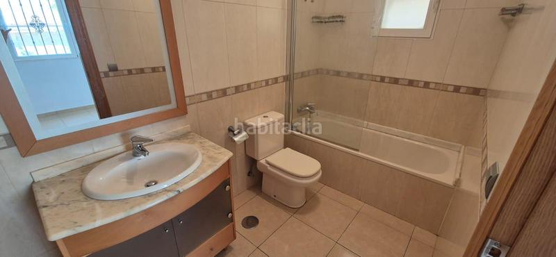 Foto 24847d2d-0448-44e5-91e2-450a46625933. Xalet amb calefacció aparcament piscina a Coloma Nucia (la)
