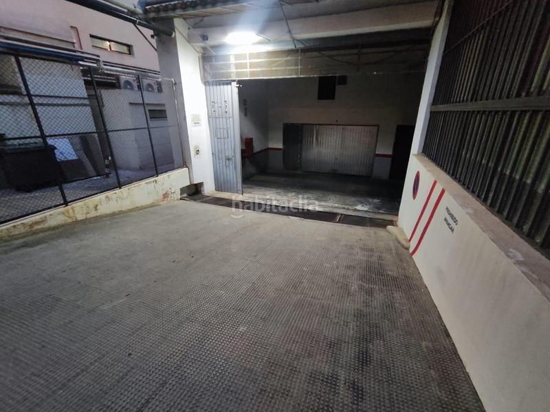 Foto e5cb5f62-d924-441b-9c83-0e6917254566. Aparcament cotxe a Colonia Madrid Benidorm