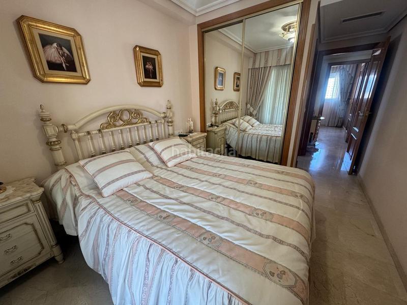 Foto 43b9cd92-a4a5-45d3-bb9a-2a5984e293ca. Appartamento con riscaldamento parcheggio piscina in Benidorm