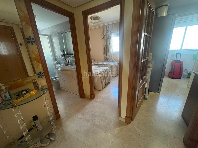 Foto ca17d52b-beda-4239-92bc-0802a16b2e41. Appartamento con riscaldamento parcheggio piscina in Benidorm