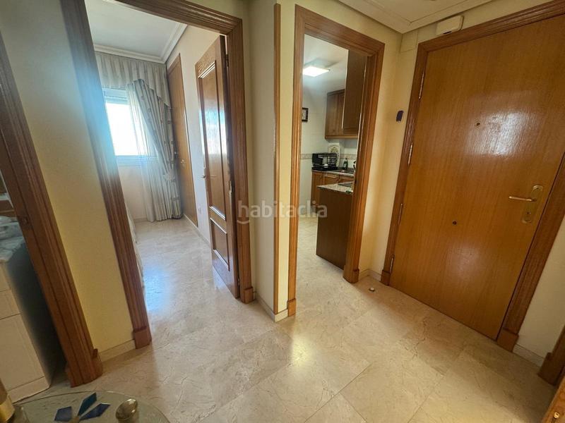 Foto f99ed8a6-d9b3-4c3b-90b0-b3387f730878. Appartamento con riscaldamento parcheggio piscina in Benidorm