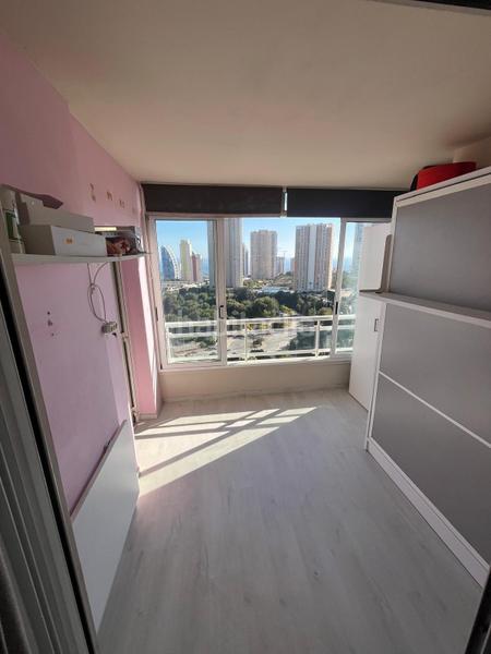 Foto 8de73c8c-2e4a-4f3e-b492-849976c24968. Piso 2 dormitorios 2 baños en Via Parque Benidorm