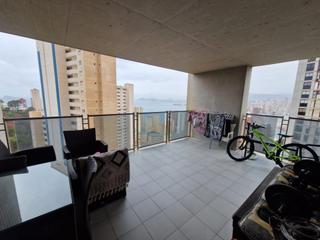 Pis  Calle sierra dorada. Piso con 2 dormitorios y enorme terraza con vistas al mar