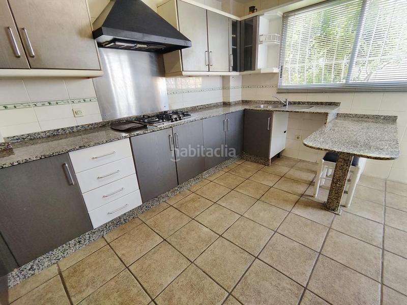 Foto 0f632d96-2797-40c4-a278-484ed3619b24. Maison jumelée avec chauffage piscine dans Sierra Helada Benidorm