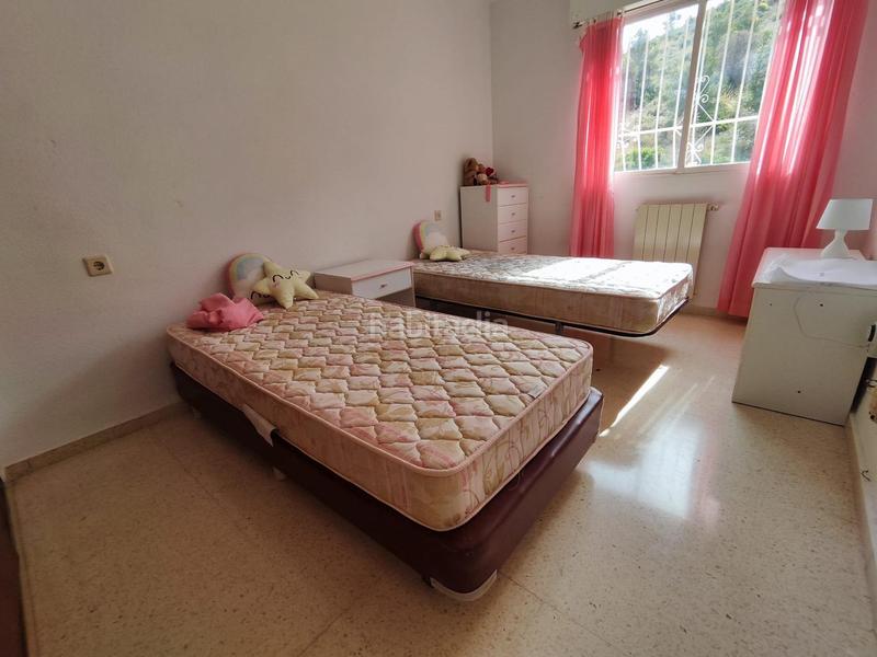 Foto 5225d2e1-1b12-48d7-8f1a-e579fc49f017. Maison jumelée avec chauffage piscine dans Sierra Helada Benidorm