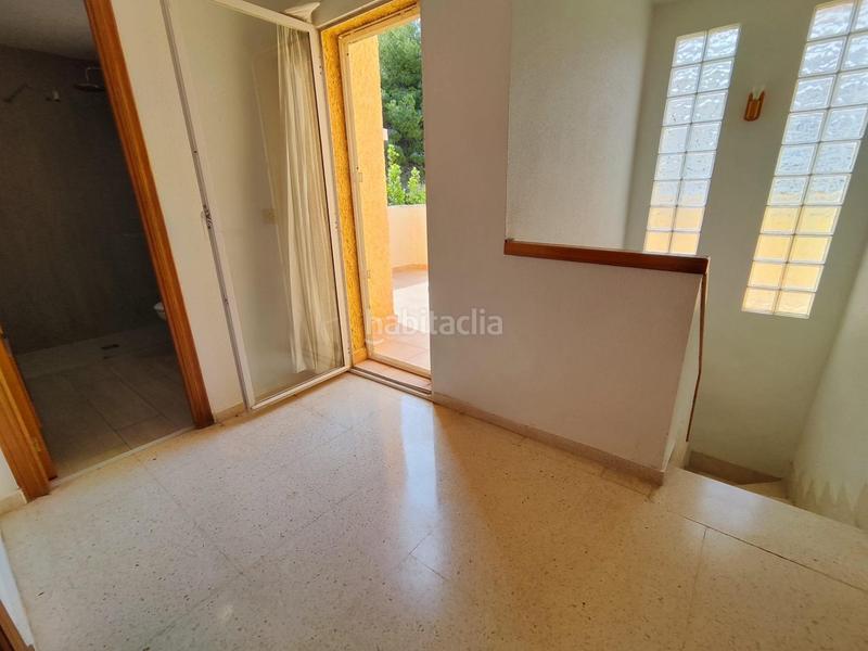 Foto 55c7df9b-d4eb-4198-b01d-d2a45419df91. Maison jumelée avec chauffage piscine dans Sierra Helada Benidorm