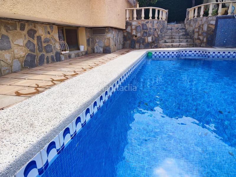 Foto c3580379-be38-4fbe-afd1-dd181affa4f6. Maison jumelée avec chauffage piscine dans Sierra Helada Benidorm