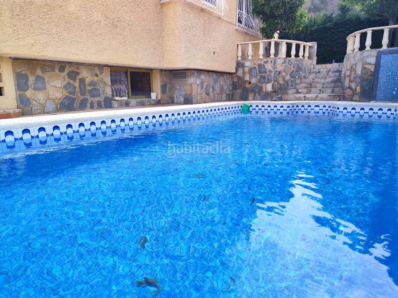 Foto d39246d8-e0b9-47a6-a719-44b162af2ef0. Maison jumelée avec chauffage piscine dans Sierra Helada Benidorm