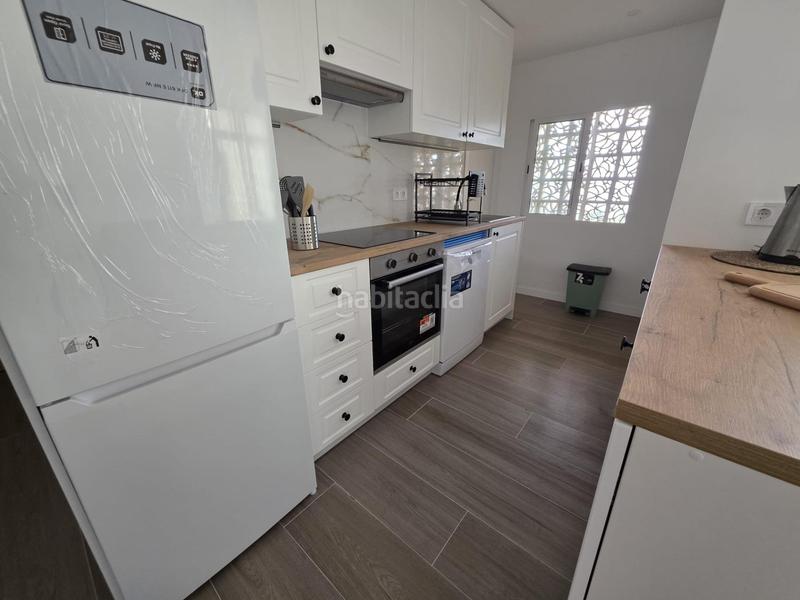 Foto 1bbeeca6-c73d-42bb-b5a4-33c252b9cee5. Appartamento con parcheggio in Foietes Benidorm