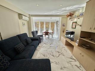 Pis a Playa Levante. Av. mediterráneo elegante piso de 3 dormitorios en benidorm