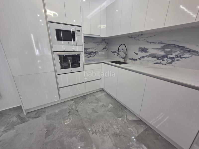 Foto b8ebbc40-f62f-4a44-8ed2-db51f0c16329. Flat with heating parking pool in Juzgados - Plaza de Toros Benidorm