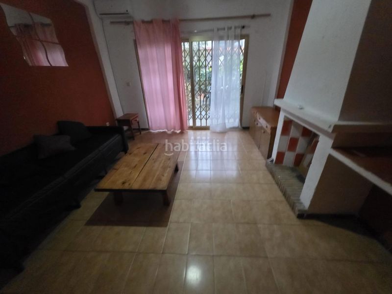 Foto a9530f99-13db-4a26-a28e-48bb5acd33c7. Casa adossada amb piscina a Rincón Bajo Benidorm