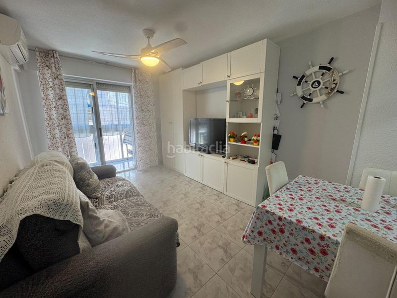 Foto 9c40916f-544b-4758-814c-93f8bb91d7c5. Pis amb piscina a Centro Urbano Benidorm