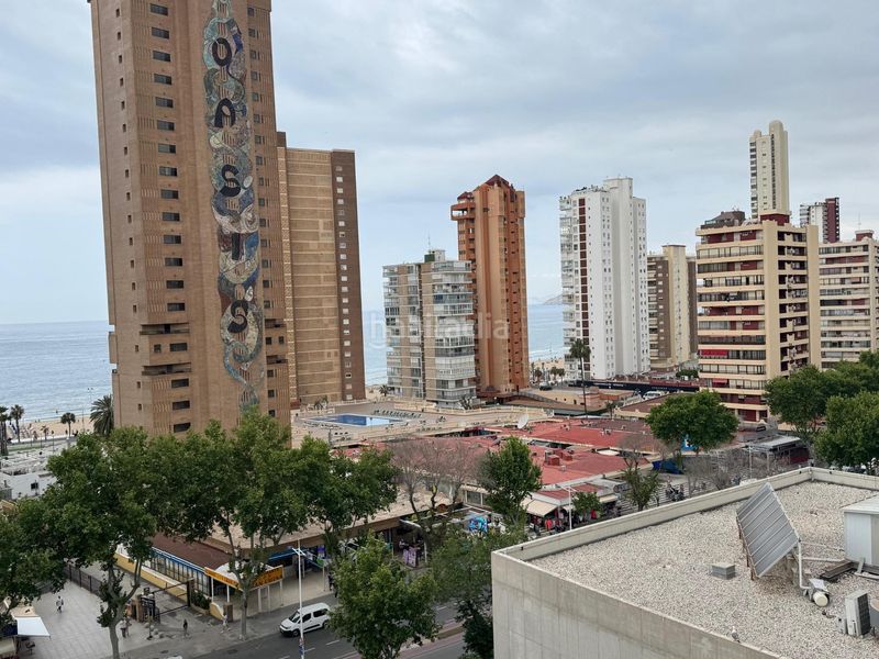 Foto 4d2edd0c-cded-4e6e-a5ca-44e1e9238ed4. Pis amb aparcament piscina a Playa Levante Benidorm