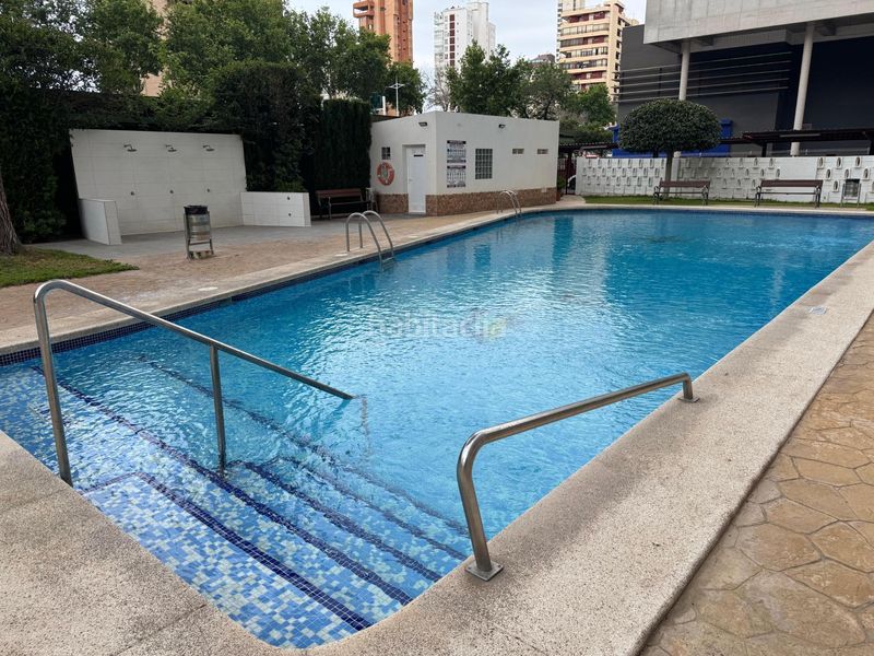 Foto bf24c9cd-4c25-4027-aaf4-3e4918c66e68. Pis amb aparcament piscina a Playa Levante Benidorm