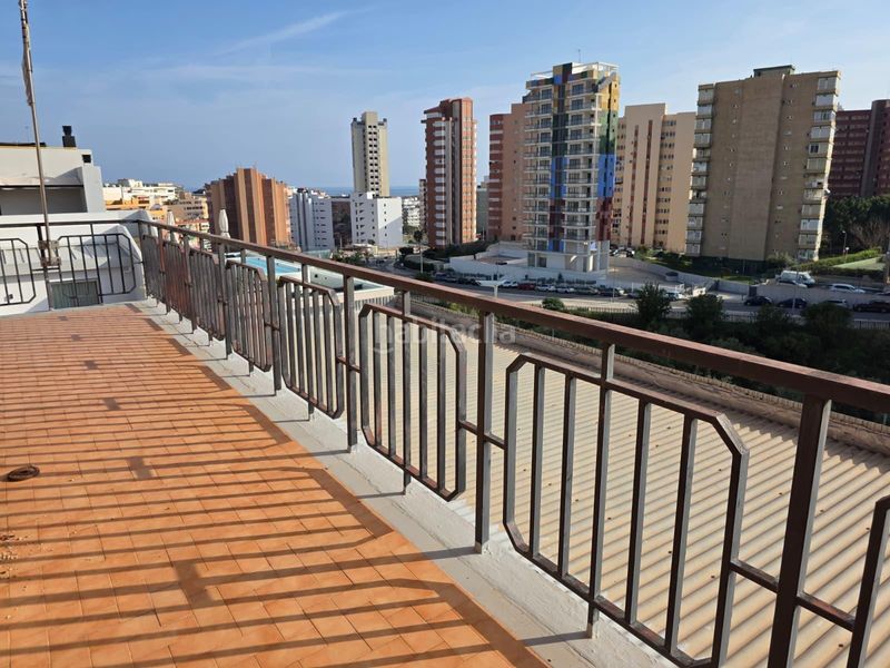 Foto da54e7d4-3a47-479f-812e-4012a7707ed7. Ático  duplex en parque foietes poniente en Colonia Madrid Benidorm