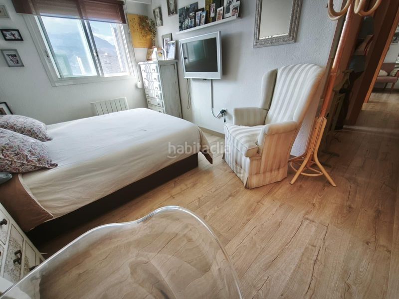 Foto 4617583c-250e-496d-8091-ee01e07447d9. Duplex with parking pool in Playa Poniente Benidorm