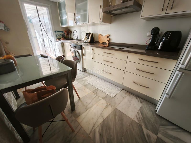 Foto 498f54c4-a48a-4fff-8229-59a1555356f3. Duplex with parking pool in Playa Poniente Benidorm