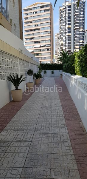 Foto beb1b0aa-7383-41d0-b87a-90437681327c. Estudi amb aparcament piscina a Playa Levante Benidorm