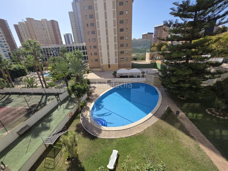 Foto 1a681222-de0e-40ef-87cd-acd515ae166d. Pis amb piscina a Levante Alto Benidorm
