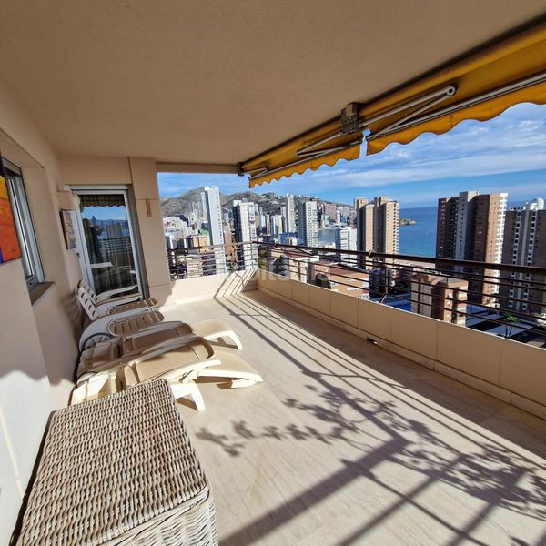 Foto 2f3a6621-191a-46bf-97d5-669809f7114f. Flat with heating parking pool in Playa Levante Benidorm