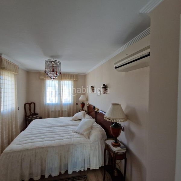 Foto bbdb0b63-953c-45c5-9774-edc2078a7286. Flat with heating parking pool in Playa Levante Benidorm