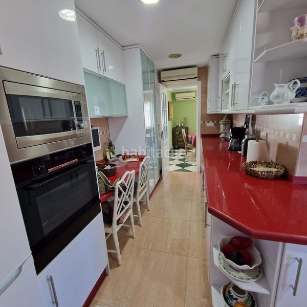 Foto c3c686cd-5713-4ba1-8740-d422d951cf58. Flat with heating parking pool in Playa Levante Benidorm