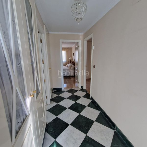 Foto dcf00d57-5963-4090-a2b3-80f205fd8159. Flat with heating parking pool in Playa Levante Benidorm