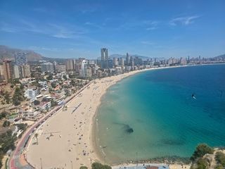 Attico in Playa Poniente. Espectacular ático en la cala de benidorm con vistas al mar