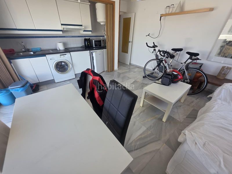 Foto a5abe34d-b0b6-4ce8-aaca-4d322a73b0d6. Àtic amb aparcament piscina a Playa Poniente Benidorm
