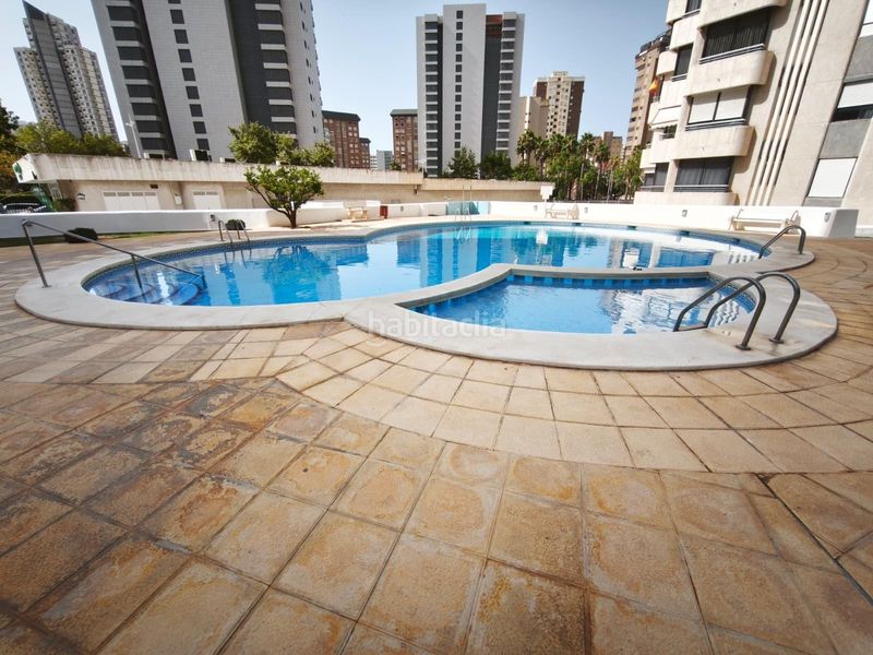 Foto 978d6317-2935-4d47-92e7-b5323ecba0bc. Pis amb calefacció piscina a Levante Alto Benidorm