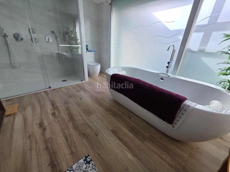 Foto f49fbb68-a8b5-4793-89f0-4464785e6824. Casa adossada amb aparcament piscina a Agua Amarga - Urbanova Alicante