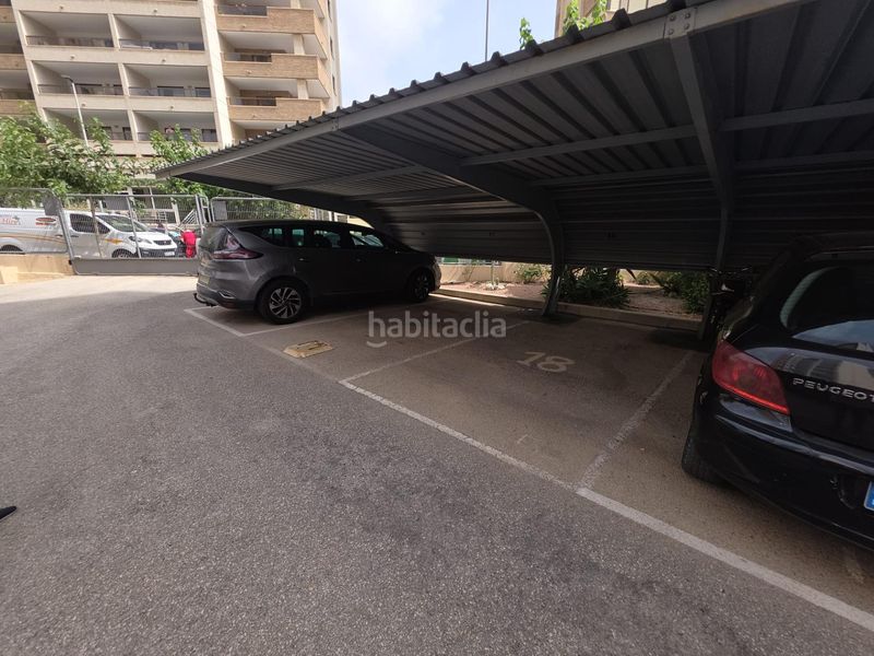 Foto 68be760a-6a9c-41d0-b1cd-7adeeb6f4be8. Pis amb aparcament piscina a Levante Alto Benidorm