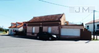 Maison à Pobra do Caramiñal (A). Casa con terraza próxima a la playa de cabío