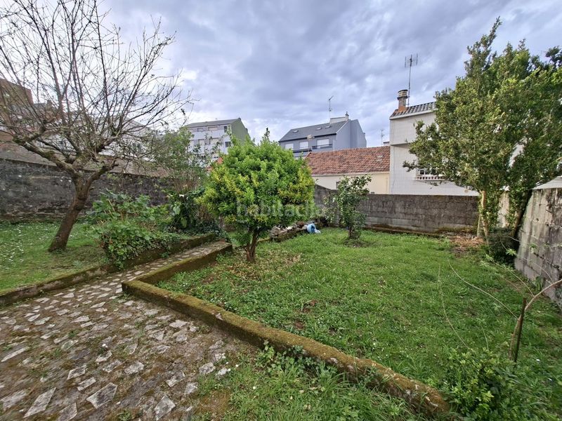 Foto f6f6ccbe-b16b-4938-9bfb-e6ccf78cbf1c. Casa aparellada a santa uxía de Ribeira Ribeira