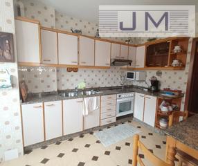 Appartement à Santa Uxía de Ribeira. Se vende piso amplio en ribeira