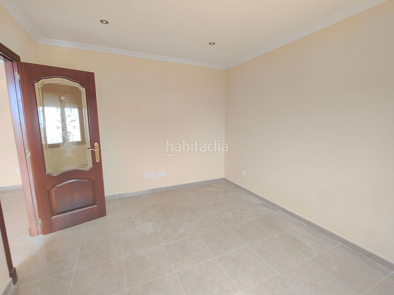 Foto c2540c4a-ee47-45b6-8f60-cd71c62c5806. Casa a Castiñeiras Ribeira