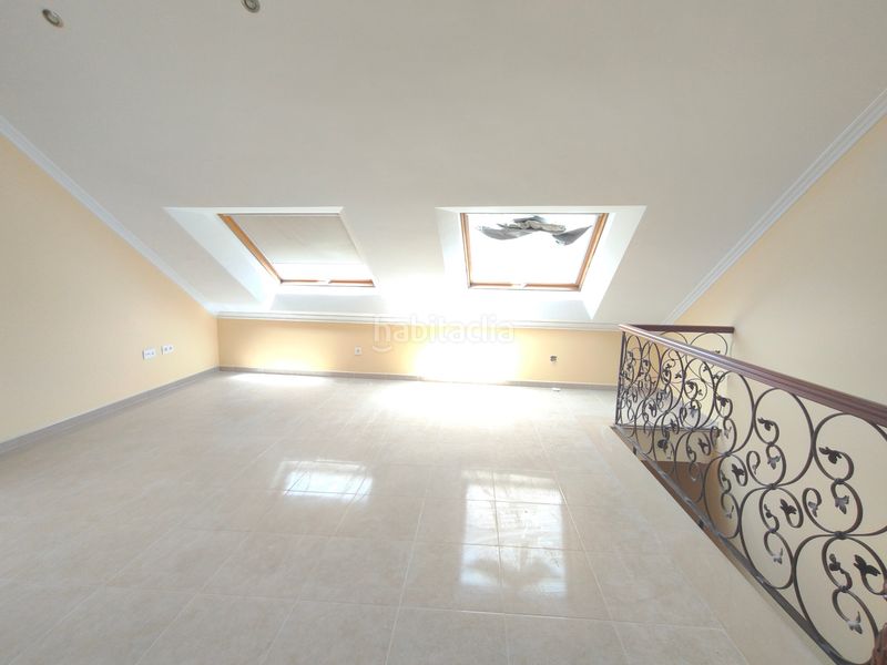 Foto cb81e01e-bbc3-4741-adda-1d23712782c2. Casa a Castiñeiras Ribeira
