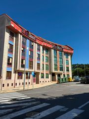 Flat  Rúa novoa santos. Se vende amplio y luminoso piso en ribeira.