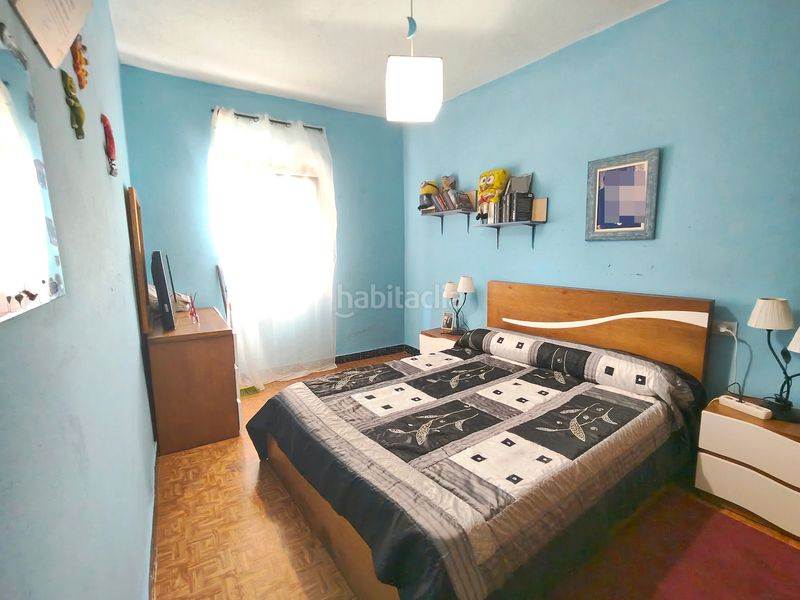 Foto 4de7c110-079e-425c-afaa-9ea0ac7e3bca. Casa adossada a santa uxía de Ribeira Ribeira