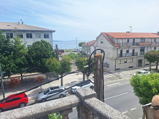 Attico in Santa Uxía de Ribeira. Se vende ático con terraza en la zona de coroso