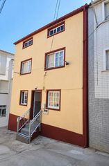 Maison  Rúa pombal. Se vende casa amplia en ribeira