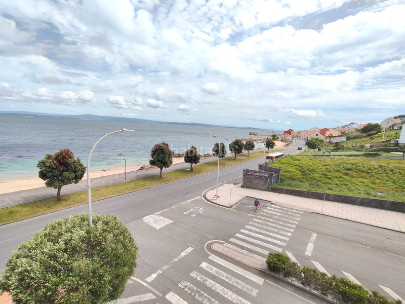 Foto fd6c38a6-e4b7-47f5-871c-a8b8206566bd. Flat with parking in santa uxía de Ribeira Ribeira